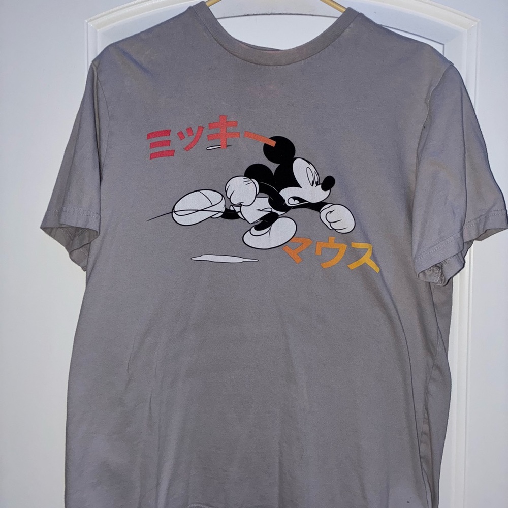 Gray Graphic T-Shirt